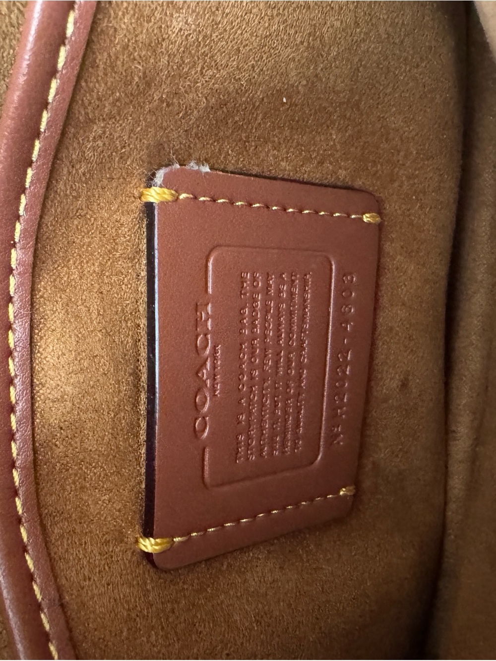 Coach Beat Cream and Gold Carriage Bag - Picture 7 of 14